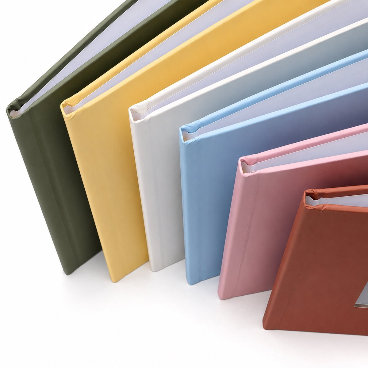 Thermal Binding Covers — Sizes, Colors, and Materials Explained - Peleman Industries Inc.